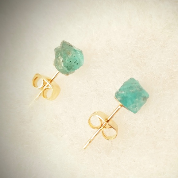 ***SOLD**** Raw Aquamarine Earrings - Picture 2 of 6